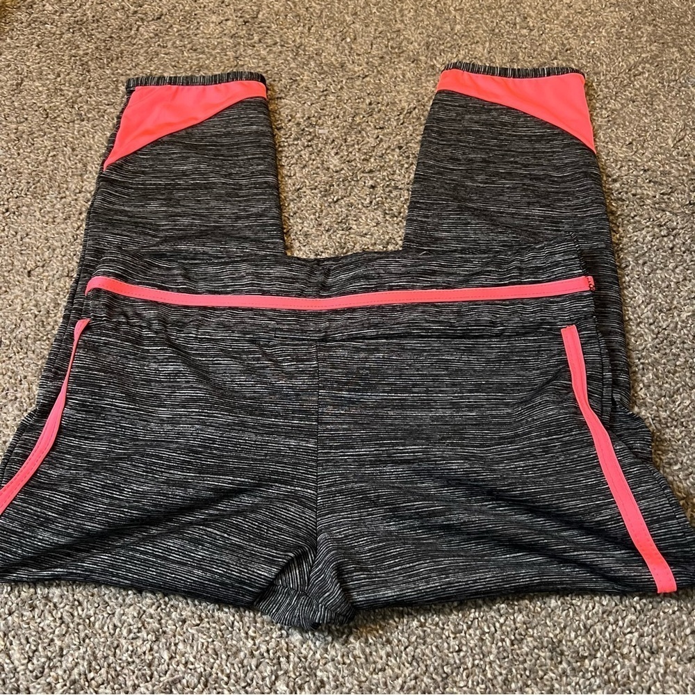Body Instinct Capri - Picture 2 of 4